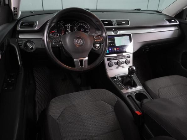 Volkswagen Passat B7 с пробегом 2012 года, цена 1 539 000 рублей, 128704 км, седан, Автокод Объявления