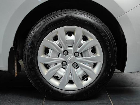 Hyundai Solaris II с пробегом 2019 года, цена 1 285 000 рублей, 138078 км, седан, Автокод Объявления