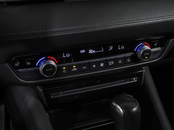 Mazda 6 III (GJ) Рестайлинг 2 с пробегом 2020 года, цена 2 270 000 рублей, 94000 км, седан, Автокод Объявления