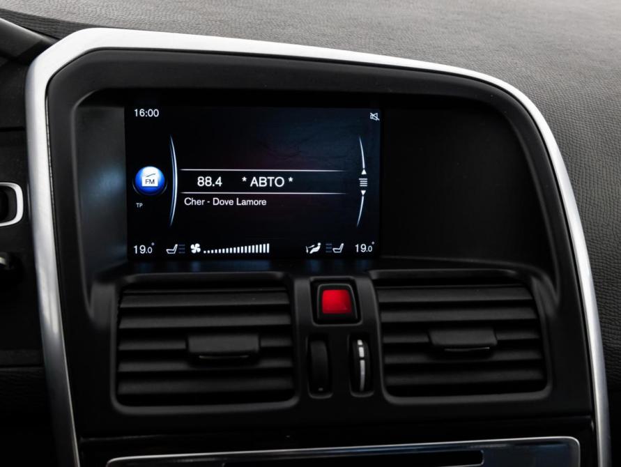Volvo XC60 I Рестайлинг Санкт-Петербург  - изображение 16