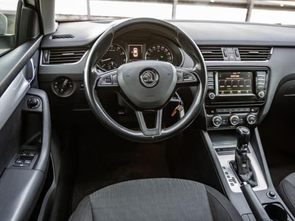 Skoda Octavia III (A7) с пробегом 2015 года, цена 1 268 000 рублей, 159168 км, лифтбек, Автокод Объявления