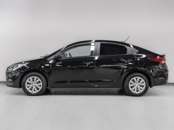 Hyundai Solaris II с пробегом 2017 года, цена 1 015 000 рублей, 226605 км, седан, Автокод Объявления