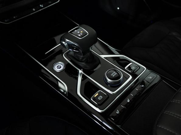 Hongqi HS5 I с пробегом 2024 года, цена 2 999 700 рублей, 8841 км, внедорожник, Автокод Объявления