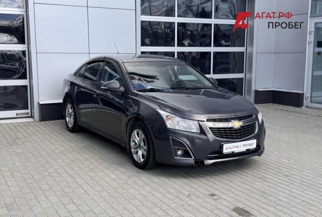 Chevrolet Cruze I Рестайлинг с пробегом 2014 года, цена 690 000 рублей, 200481 км, седан, Автокод Объявления