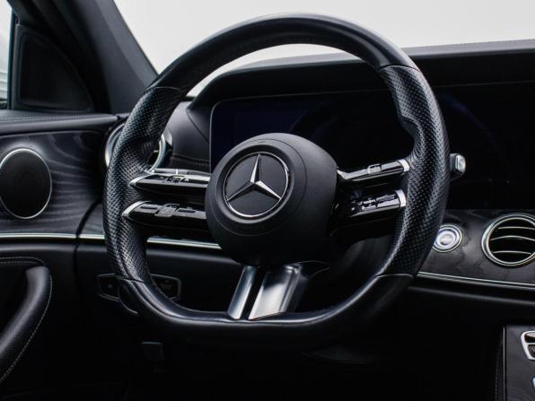 Mercedes-Benz E-Класс V (W213 S213 C238) Рестайлинг с пробегом 2021 года, цена 4 396 000 рублей, 98469 км, седан, Автокод Объявления