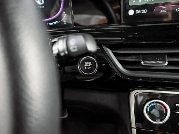 Kia Seltos II с пробегом 2026 года, цена 2 990 000 рублей, 37 км, внедорожник, Автокод Объявления