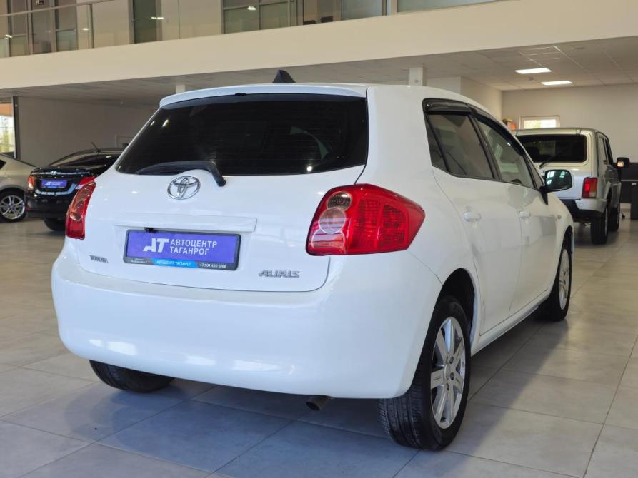 Toyota Auris I Таганрог  - изображение 6