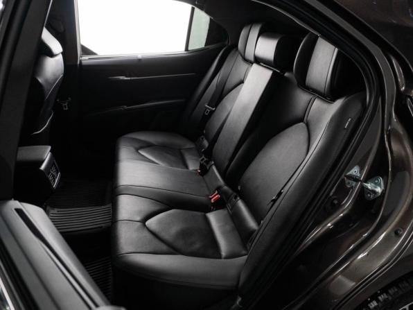 Toyota Camry VIII (XV70) Рестайлинг с пробегом 2021 года, цена 3 700 000 рублей, 45683 км, седан, Автокод Объявления