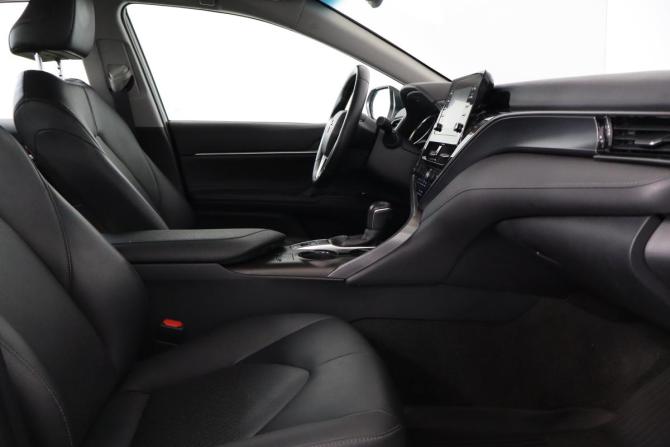 Toyota Camry VIII (XV70) Рестайлинг с пробегом 2021 года, цена 2 329 000 рублей, 105000 км, седан, Автокод Объявления