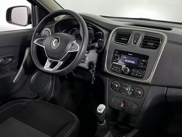 Renault Logan II Рестайлинг с пробегом 2021 года, цена 1 250 000 рублей, 85107 км, седан, Автокод Объявления