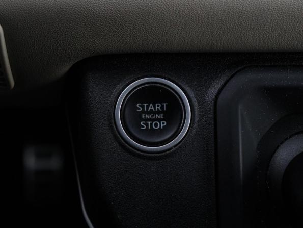 Land Rover Defender II с пробегом 2020 года, цена 4 990 000 рублей, 83111 км, внедорожник, Автокод Объявления