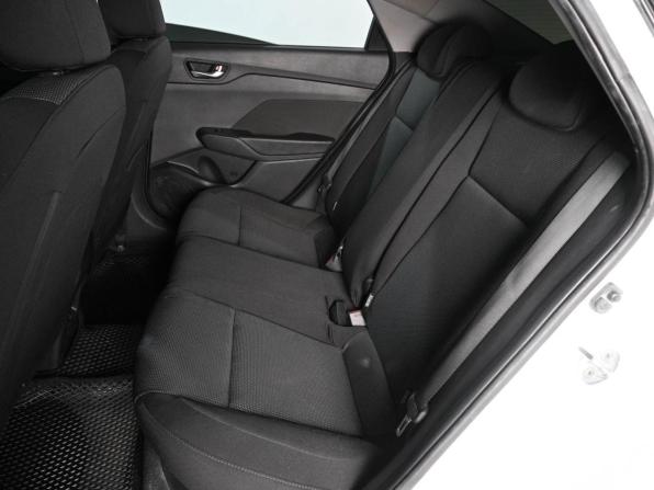 Hyundai Solaris II Рестайлинг с пробегом 2022 года, цена 1 389 000 рублей, 129163 км, седан, Автокод Объявления