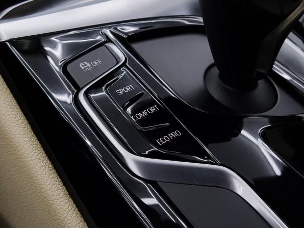 BMW 5 серии VII (G30/G31/G38) с пробегом 2018 года, цена 2 398 000 рублей, 220946 км, седан, Автокод Объявления