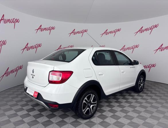 Renault Logan II Рестайлинг с пробегом 2022 года, цена 1 375 000 рублей, 31111 км, седан, Автокод Объявления