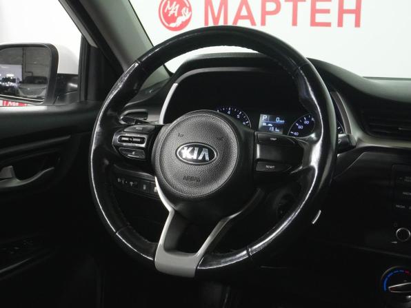 Kia Rio IV Рестайлинг с пробегом 2021 года, цена 1 305 000 рублей, 69963 км, седан, Автокод Объявления