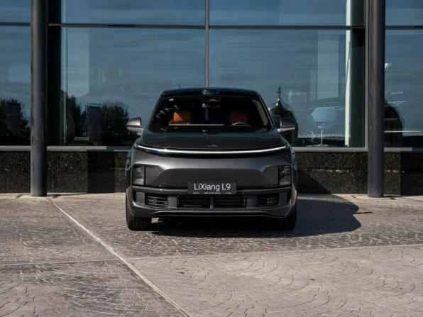 Li Auto (Lixiang) L9 I Рестайлинг с пробегом 2025 года, цена 10 300 000 рублей, 4 км, внедорожник, Автокод Объявления