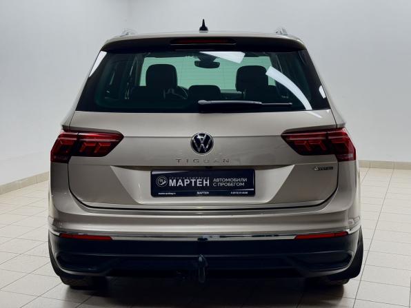 Volkswagen Tiguan II Рестайлинг с пробегом 2021 года, цена 2 980 000 рублей, 152690 км, внедорожник, Автокод Объявления