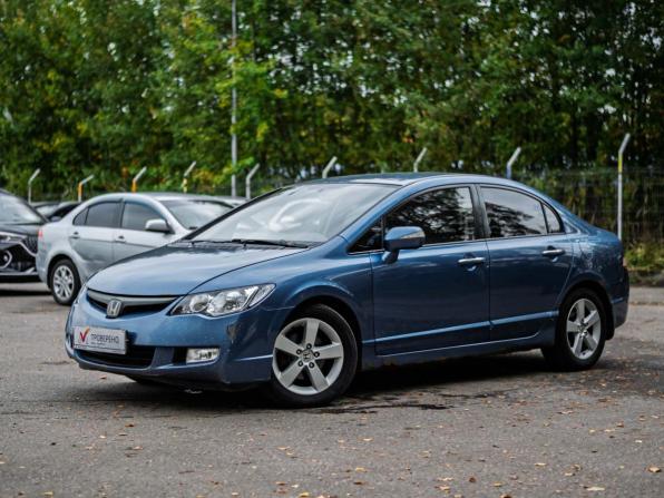 Honda Civic VIII с пробегом 2008 года, цена 500 000 рублей, 276342 км, купе, Автокод Объявления