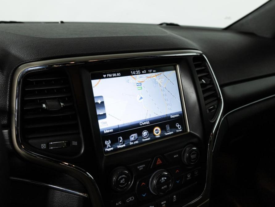 Jeep Grand Cherokee IV (WK2) Рестайлинг Санкт-Петербург  - изображение 17