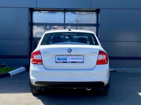 Skoda Rapid I Рестайлинг с пробегом 2017 года, цена 1 399 000 рублей, 75401 км, лифтбек, Автокод Объявления