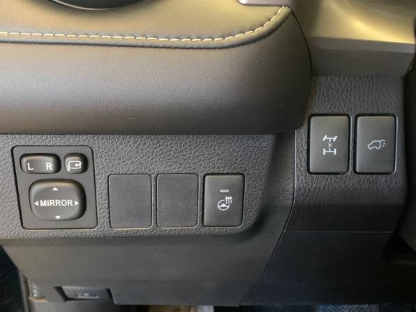 Toyota RAV4 IV (XA40) Рестайлинг с пробегом 2019 года, цена 2 760 500 рублей, 150098 км, внедорожник, Автокод Объявления