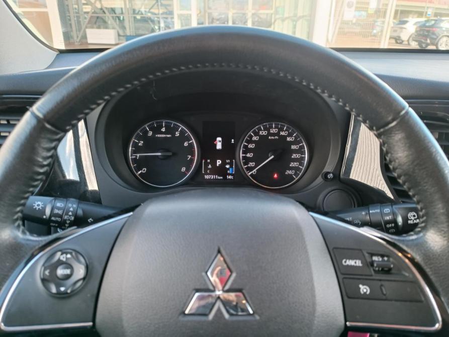 Mitsubishi Outlander III Рестайлинг 3 Санкт-Петербург  - изображение 16