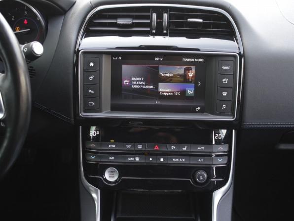 Jaguar XE I с пробегом 2016 года, цена 2 195 000 рублей, 127772 км, седан, Автокод Объявления