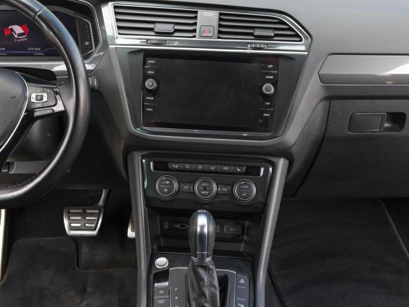 Volkswagen Tiguan II с пробегом 2019 года, цена 2 079 000 рублей, 140545 км, внедорожник, Автокод Объявления