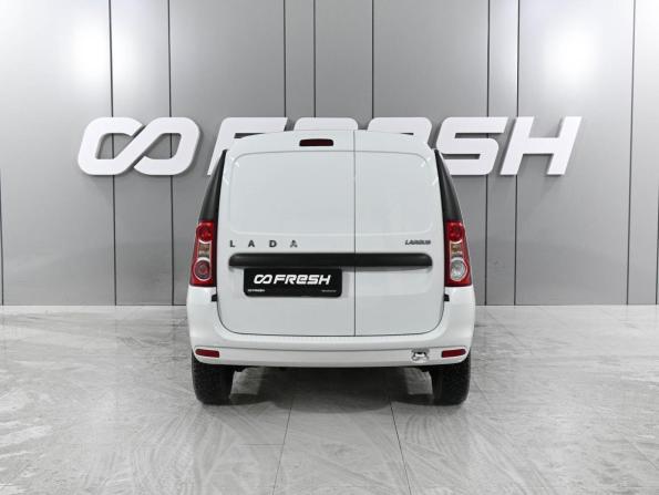 Lada (ВАЗ) Largus I Рестайлинг с пробегом 2024 года, цена 1 279 000 рублей, 15382 км, фургон, Автокод Объявления