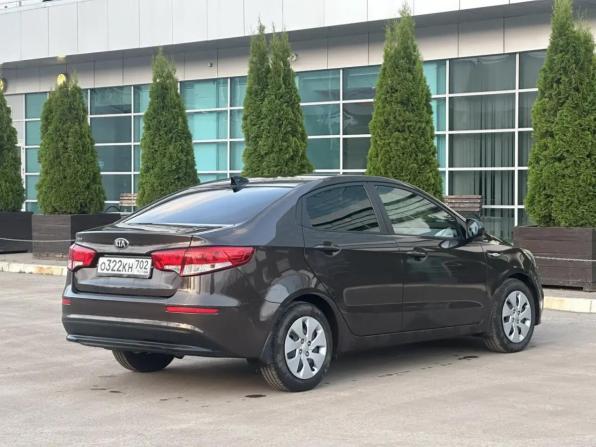 Kia Rio III Рестайлинг с пробегом 2017 года, цена 1 120 000 рублей, 175000 км, седан, Автокод Объявления