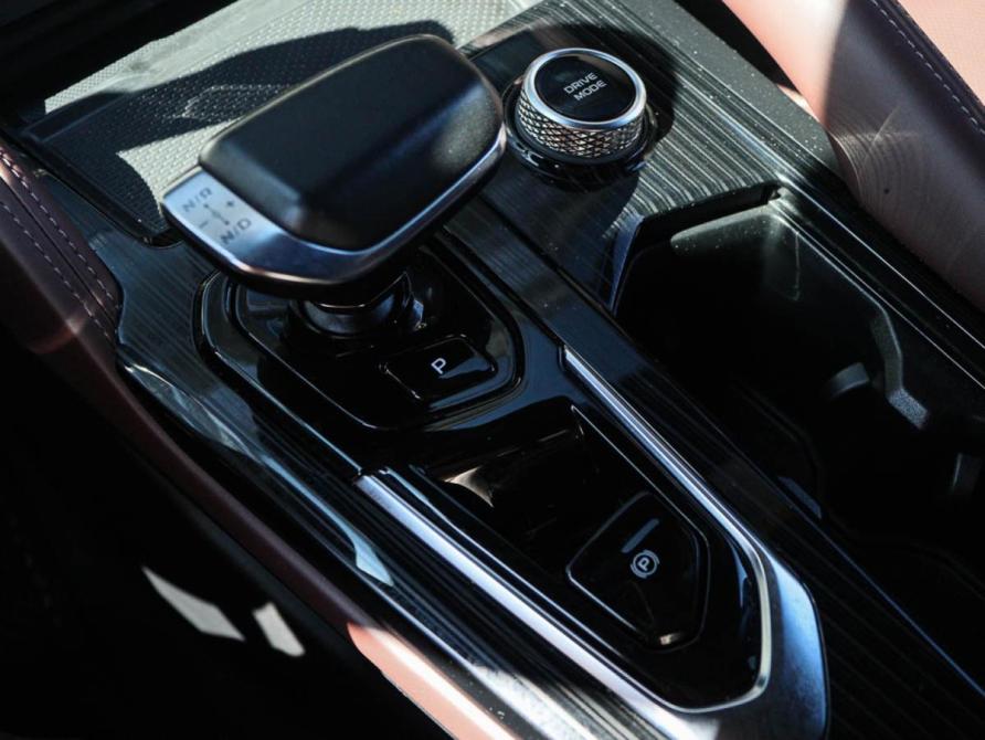 Geely Monjaro I Москва  - изображение 21