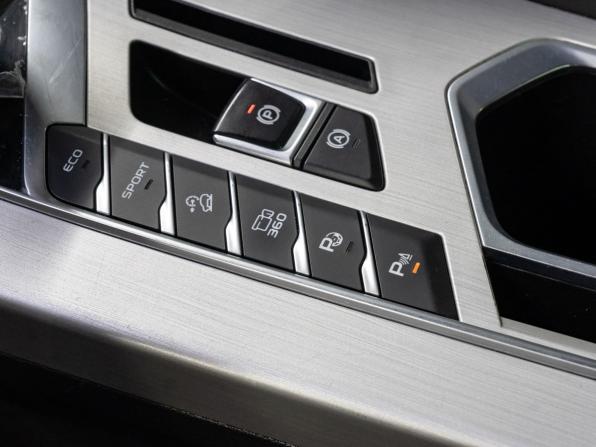 Geely Coolray I с пробегом 2022 года, цена 1 570 000 рублей, 121729 км, внедорожник, Автокод Объявления