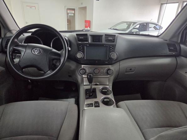 Toyota Highlander II (XU40) Рестайлинг с пробегом 2011 года, цена 1 699 000 рублей, 170380 км, внедорожник, Автокод Объявления