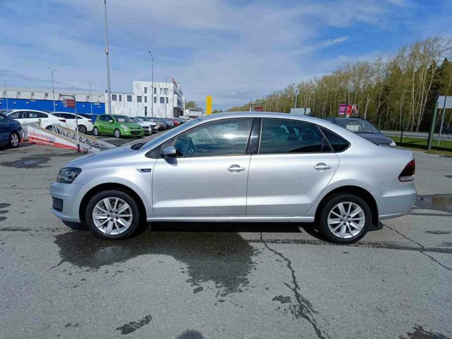 Volkswagen Polo V Рестайлинг Тюмень  - изображение 4