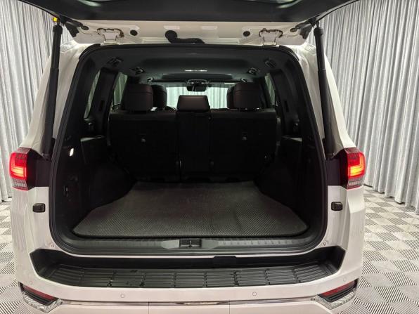Toyota Land Cruiser 300 Series с пробегом 2021 года, цена 11 500 000 рублей, 112096 км, внедорожник, Автокод Объявления
