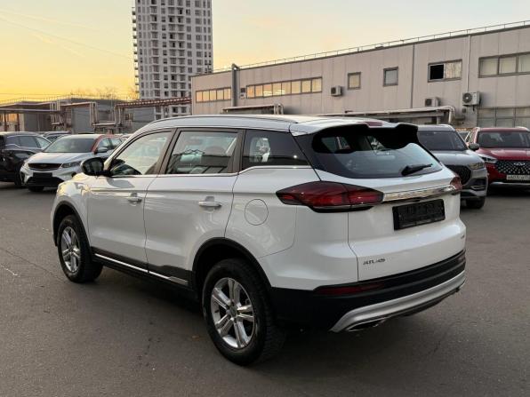 Geely Atlas Pro с пробегом 2022 года, цена 1 269 000 рублей, 140108 км, внедорожник, Автокод Объявления