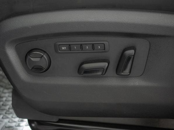 Volkswagen Multivan T6 с пробегом 2016 года, цена 3 440 000 рублей, 180000 км, минивэн, Автокод Объявления