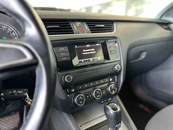 Skoda Octavia III (A7) с пробегом 2016 года, цена 1 195 000 рублей, 135000 км, лифтбек, Автокод Объявления