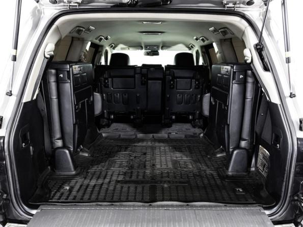 Toyota Land Cruiser 200 Series Рестайлинг 1 с пробегом 2012 года, цена 3 499 000 рублей, 258276 км, внедорожник, Автокод Объявления