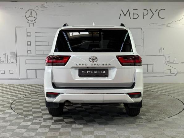 Toyota Land Cruiser 300 Series с пробегом 2021 года, цена 9 895 000 рублей, 109633 км, внедорожник, Автокод Объявления