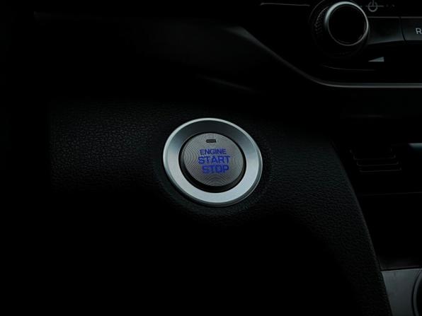 Hyundai Elantra VI (AD) Рестайлинг с пробегом 2019 года, цена 1 259 600 рублей, 188435 км, седан, Автокод Объявления