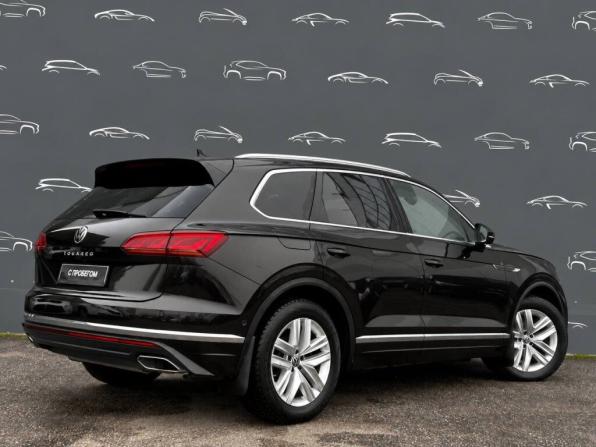 Volkswagen Touareg III с пробегом 2021 года, цена 6 980 400 рублей, 81604 км, внедорожник, Автокод Объявления