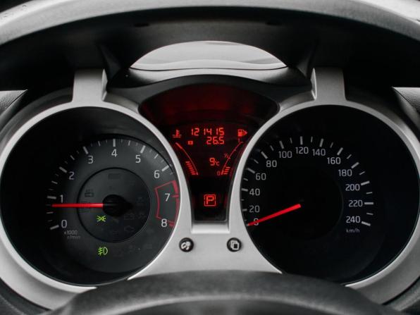 Nissan Juke I с пробегом 2012 года, цена 1 100 000 рублей, 121415 км, внедорожник, Автокод Объявления