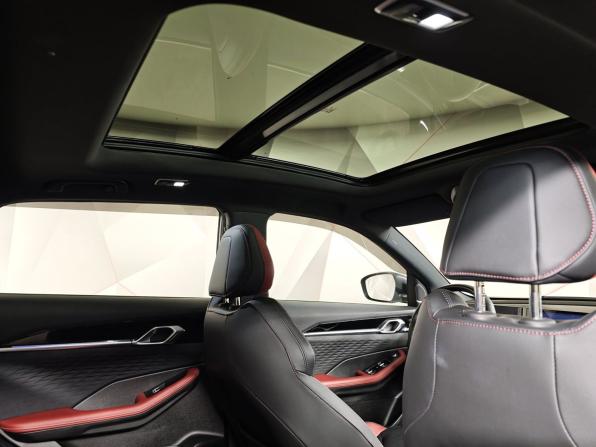 Geely Coolray I Рестайлинг с пробегом 2023 года, цена 1 995 000 рублей, 29269 км, внедорожник, Автокод Объявления