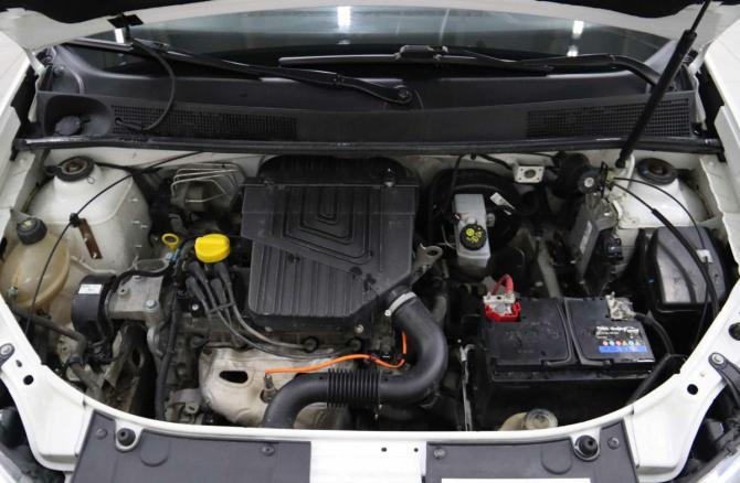 Renault Sandero II Рестайлинг с пробегом 2019 года, цена 785 850 рублей, 93379 км, хэтчбек, Автокод Объявления