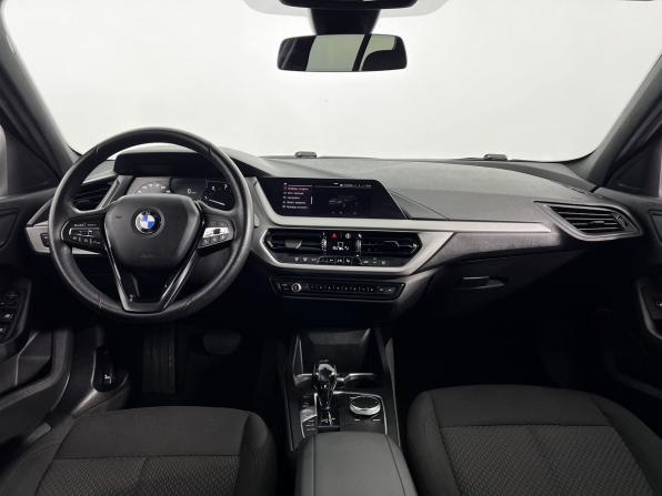 BMW 1 серии III (F40) с пробегом 2020 года, цена 2 100 000 рублей, 130000 км, хэтчбек, Автокод Объявления
