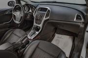 Opel Astra J Рестайлинг Челябинск  - изображение 24
