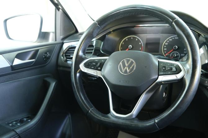 Volkswagen Polo VI с пробегом 2020 года, цена 1 699 000 рублей, 53500 км, лифтбек, Автокод Объявления
