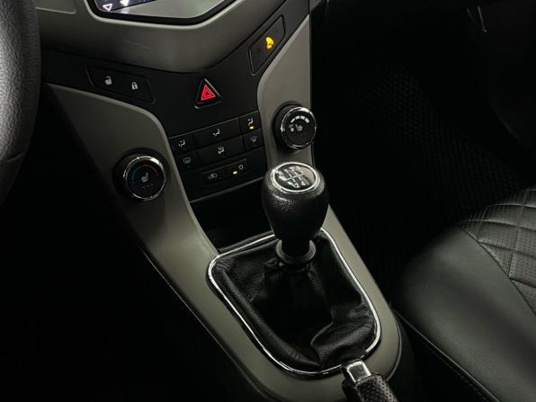 Chevrolet Cruze I Рестайлинг с пробегом 2012 года, цена 699 000 рублей, 50585 км, хэтчбек, Автокод Объявления