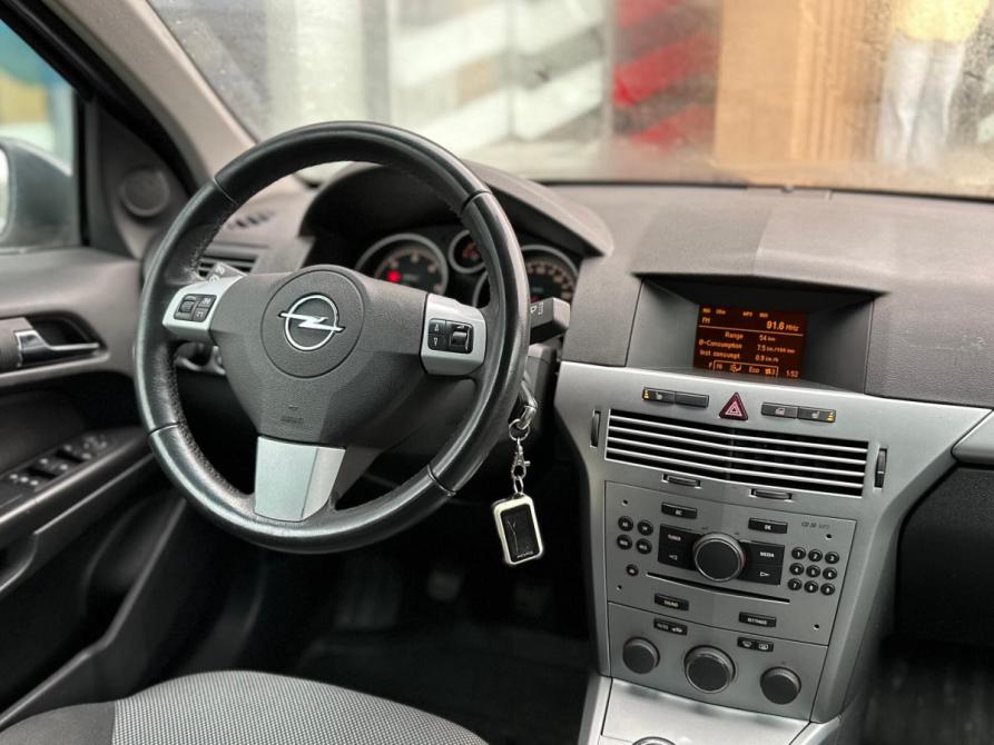 Opel Astra H Рестайлинг Архангельск  - изображение 13